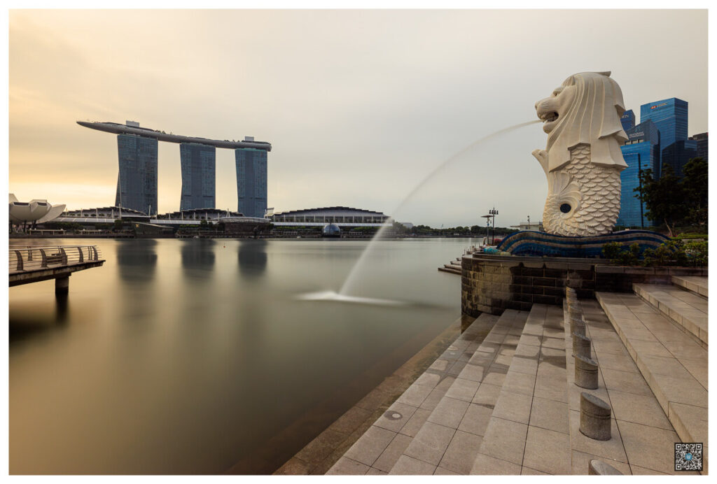 long exposure marina bay sands – merlion – singapour