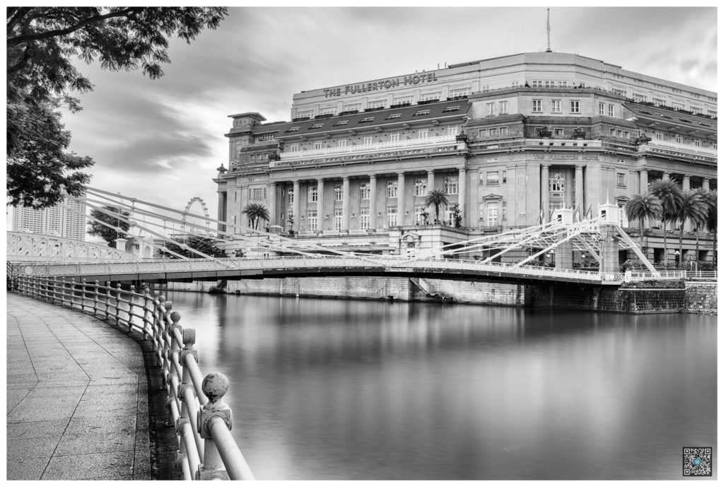 long exposure fullerton hotel -  singapour